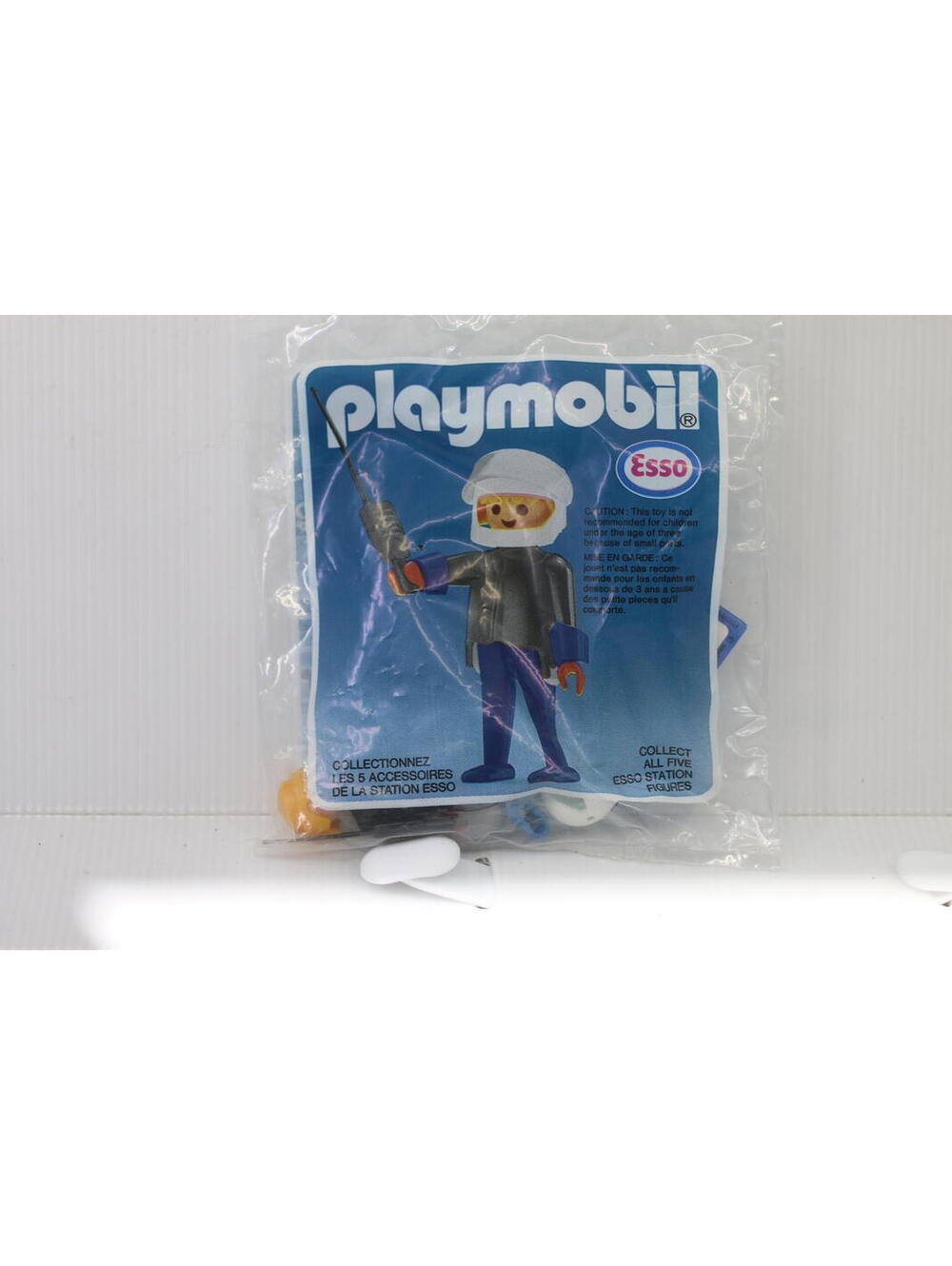 Vintage PLAYMOBIL ESSO Man with Radio and Helmet 1985 SEALED Figurine New rare